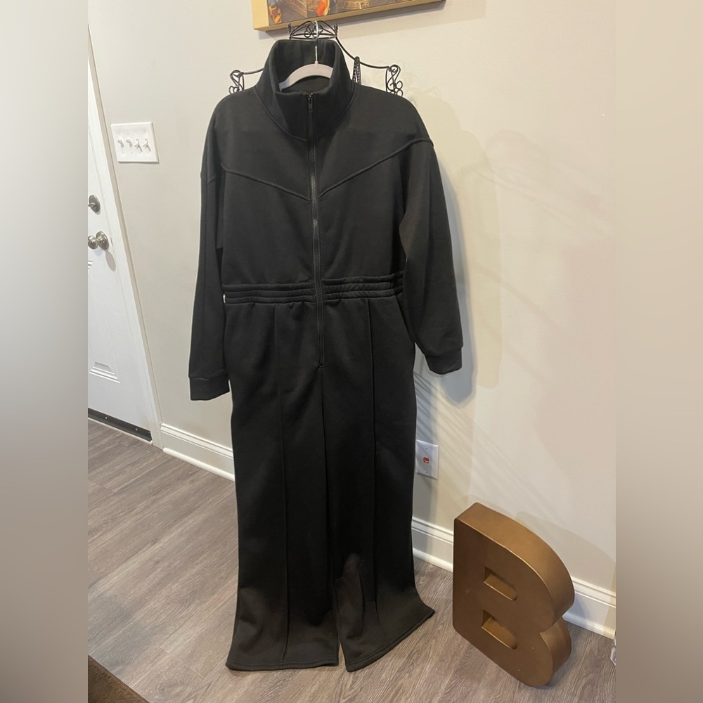 Blk. Sweat Suit Jump Suit